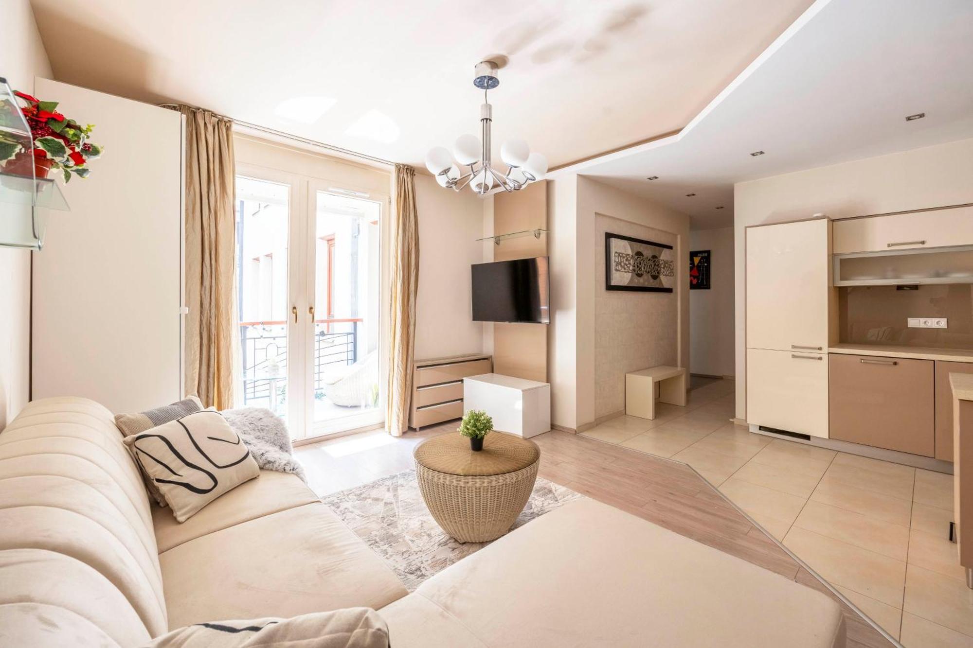 Exclusive Central Suite With Balcony By Prestige Homes Budapešť Exteriér fotografie